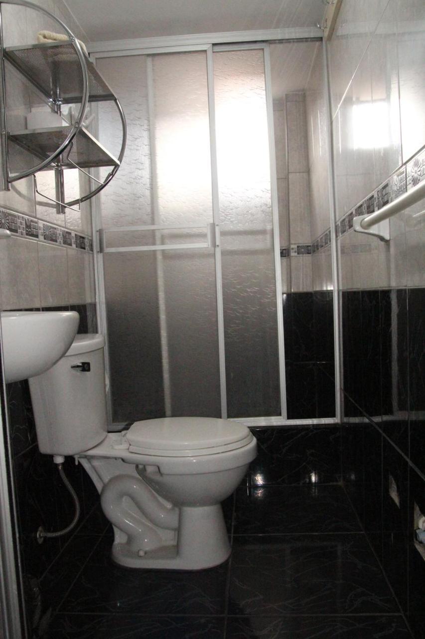 Hostal Florencia Уарас Экстерьер фото