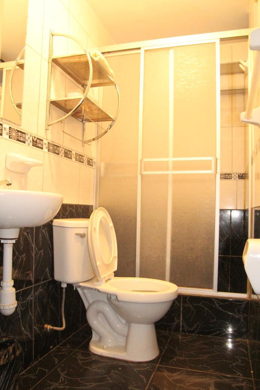 Hostal Florencia Уарас Экстерьер фото